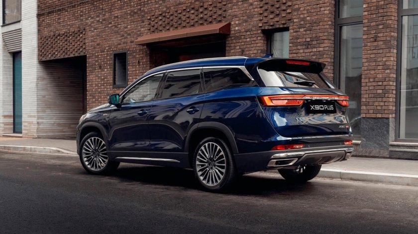 Jetour x 90 plus 2023