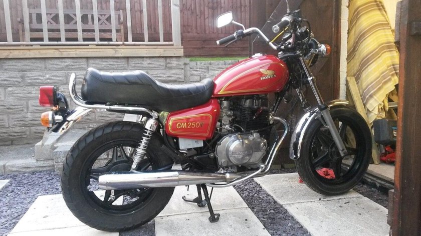 Honda cm250