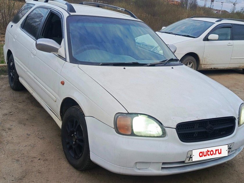 Сузуки универсал 2000 года