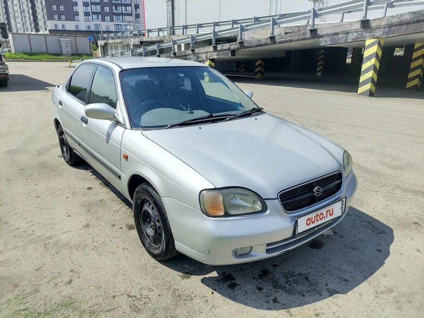 Сузуки култус 2001