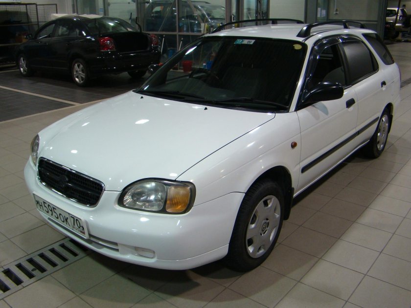 Suzuki Cultus 1999 седан