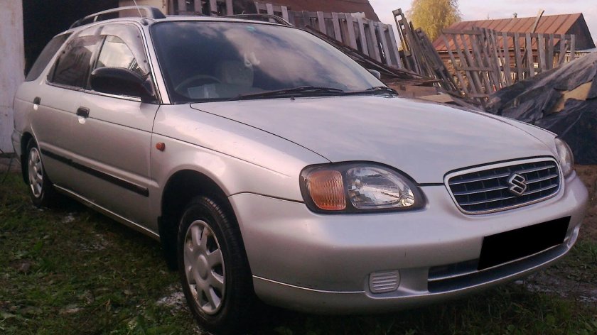 Сузуки Култус 2001