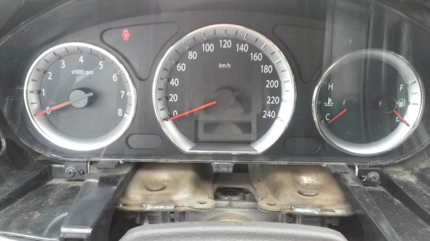 Щиток панели Hyundai Sonata NF