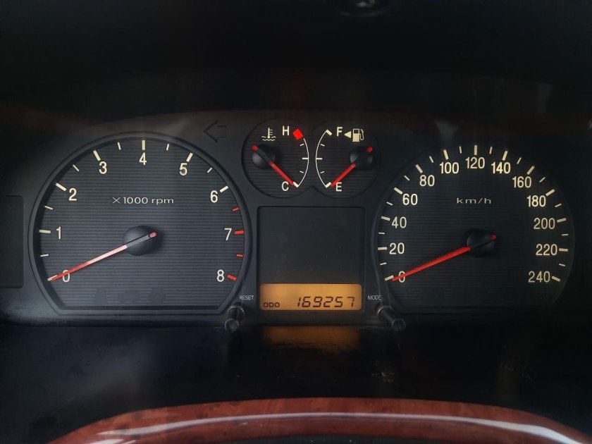 Приборная панель Vapor