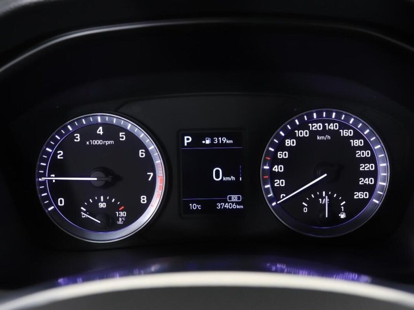 Панель приборов Хендай Соната 2018