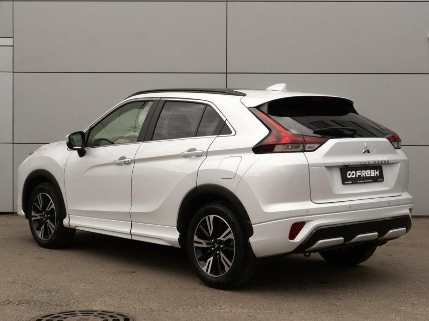 Митсубиси эклипс кросс