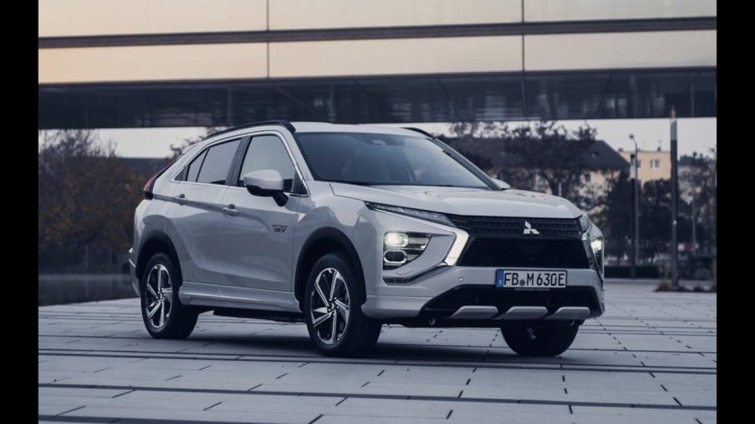 Мицубиси Эклипс кросс 2020