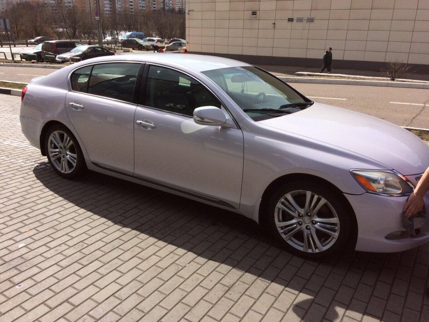 Lexus GS 460 белый перламутр