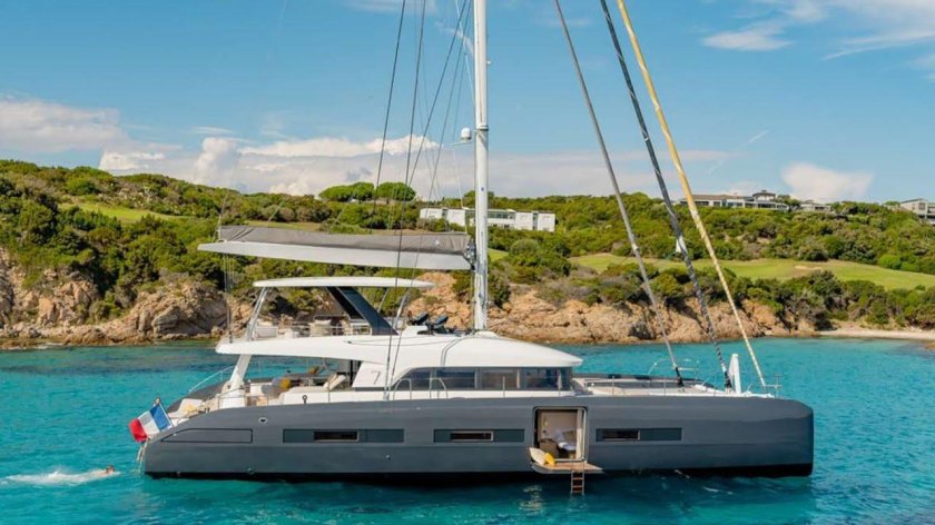 Катамаран Лагуна 77