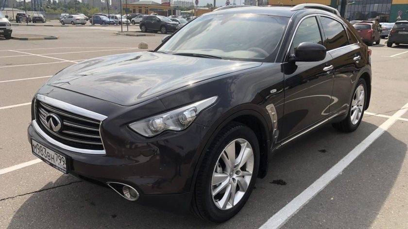 Инфинити fx30d 2012