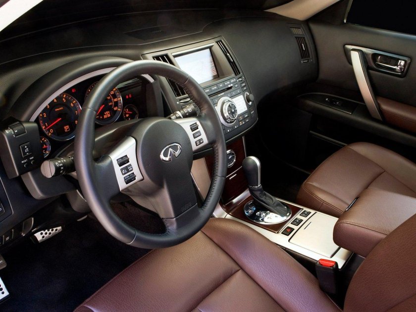 Infiniti fx35 салон