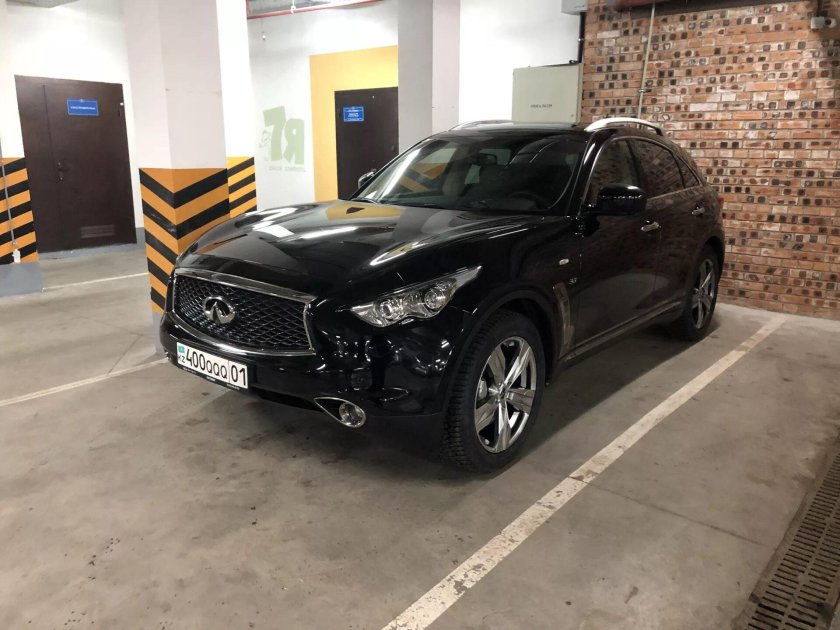 Инфинити qx70