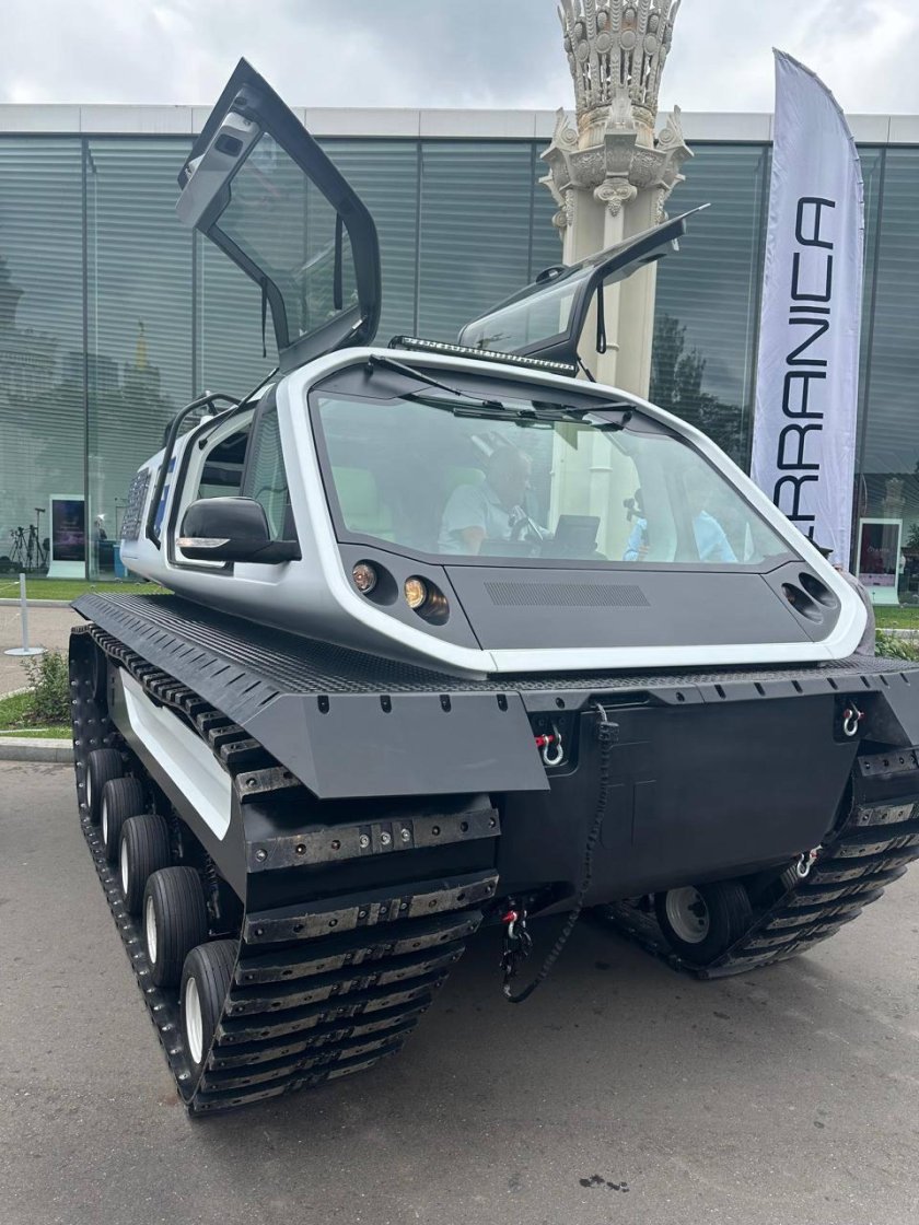 Вездеход гусеничный