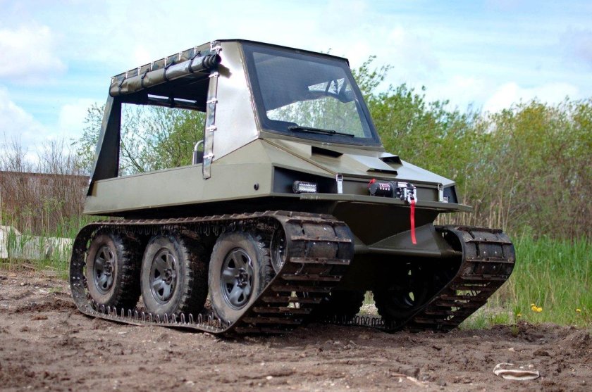 Гусеничный вездеход Борус