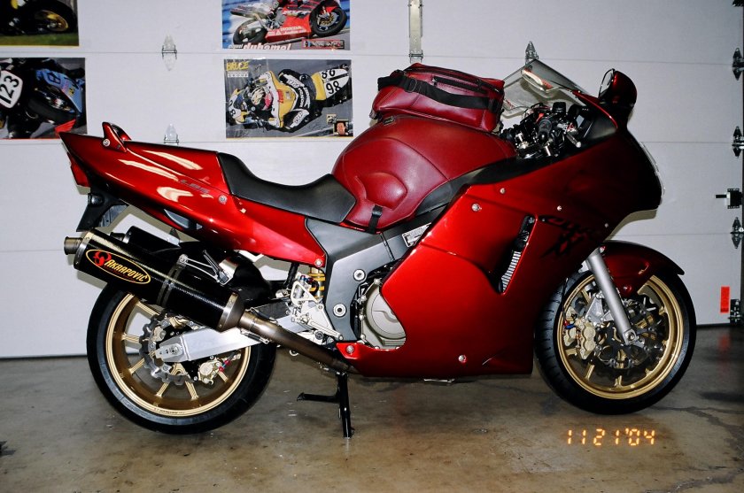 Хонда СБР 1100хх