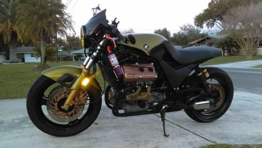 Honda St 1100 Cafe Racer