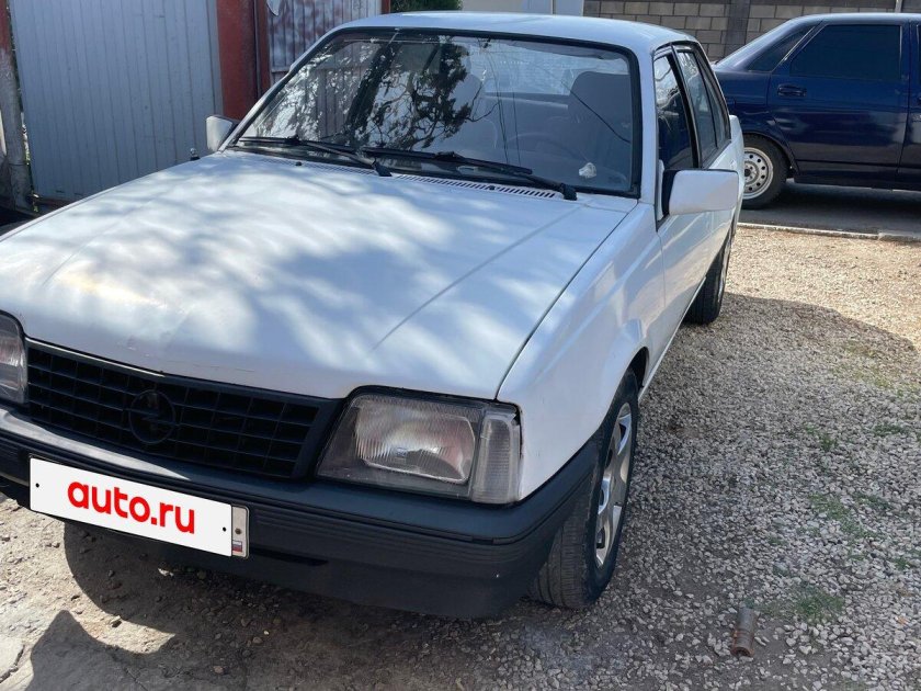Опель аскона 1987