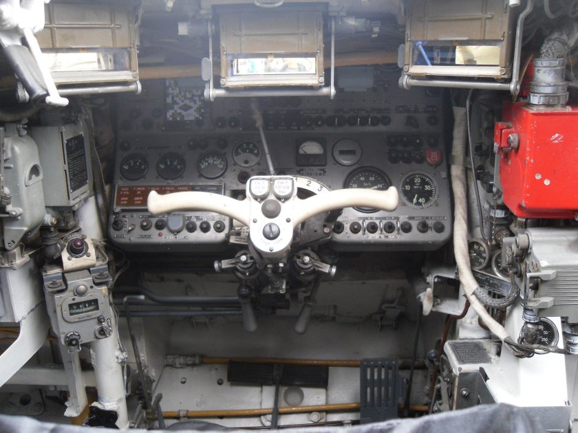 БМП-3 место мехвода