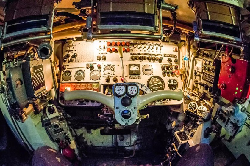 Кабина мехвода БМП 1