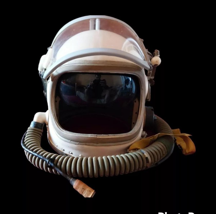 Космонавт скафандр