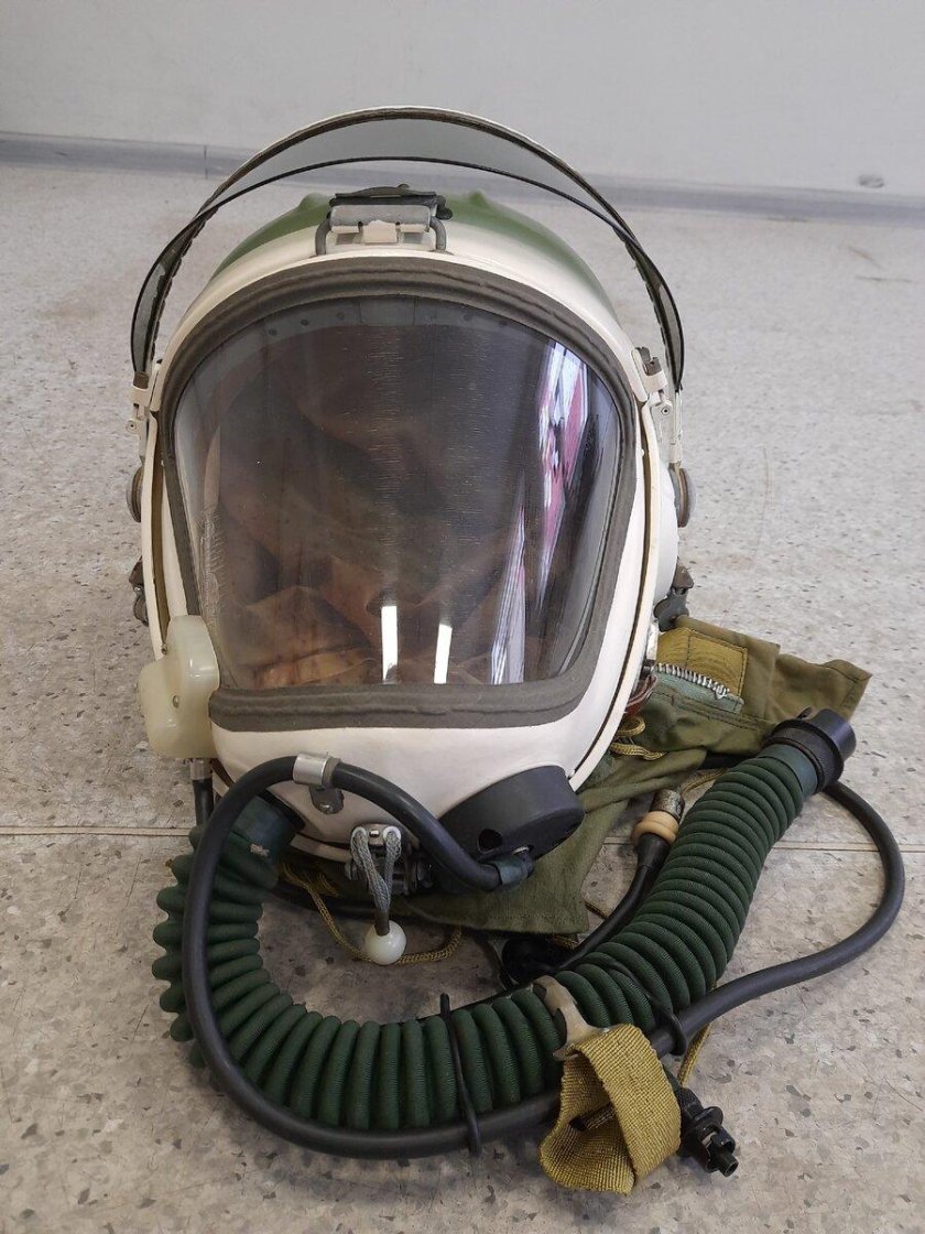 Гермошлем высотный гш-6лп