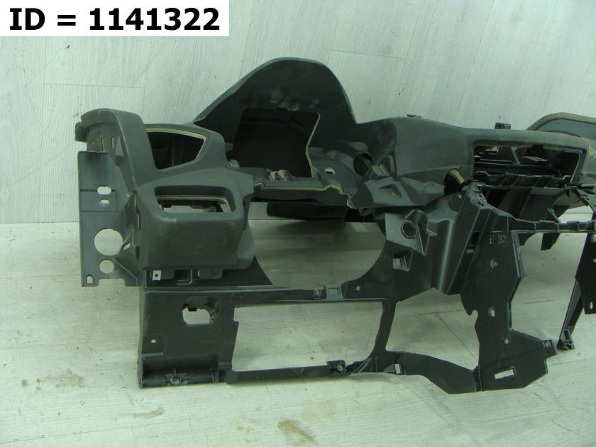 Ford Kuga 2 Торпедо