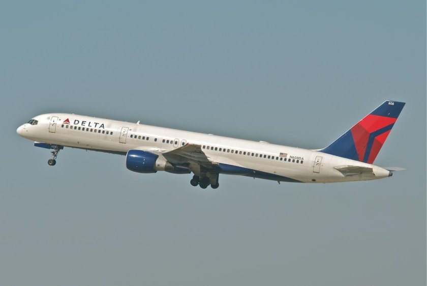 Delta airlines 757-200