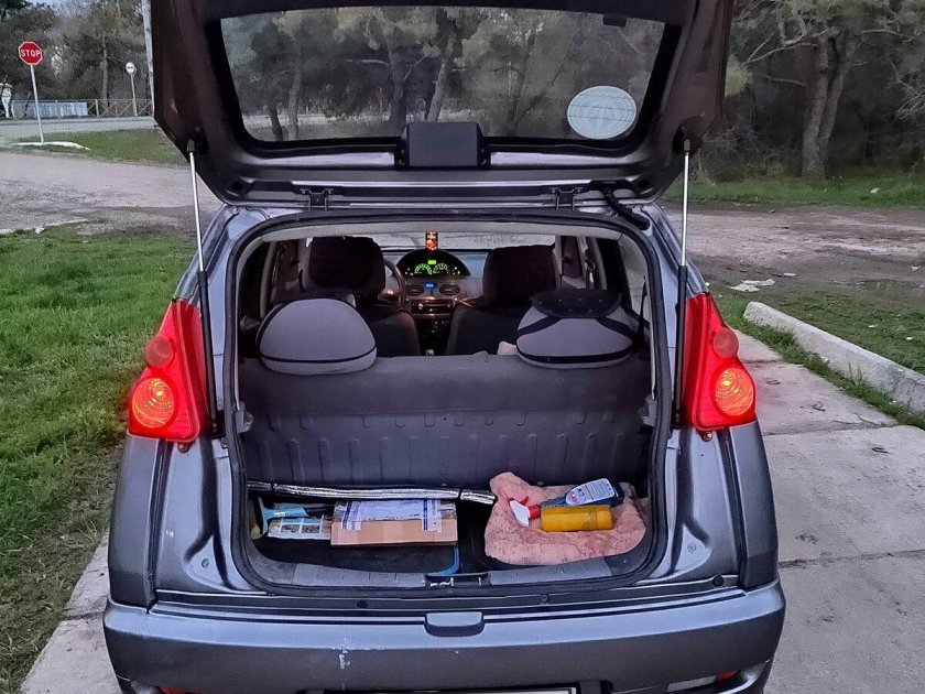 Митсубиси кольт багажник