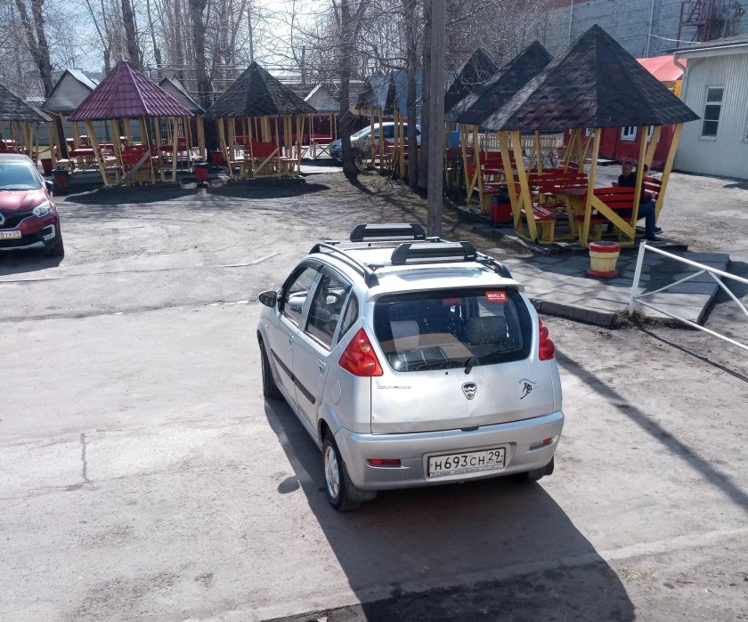 Hafei Brio багажник на крышу