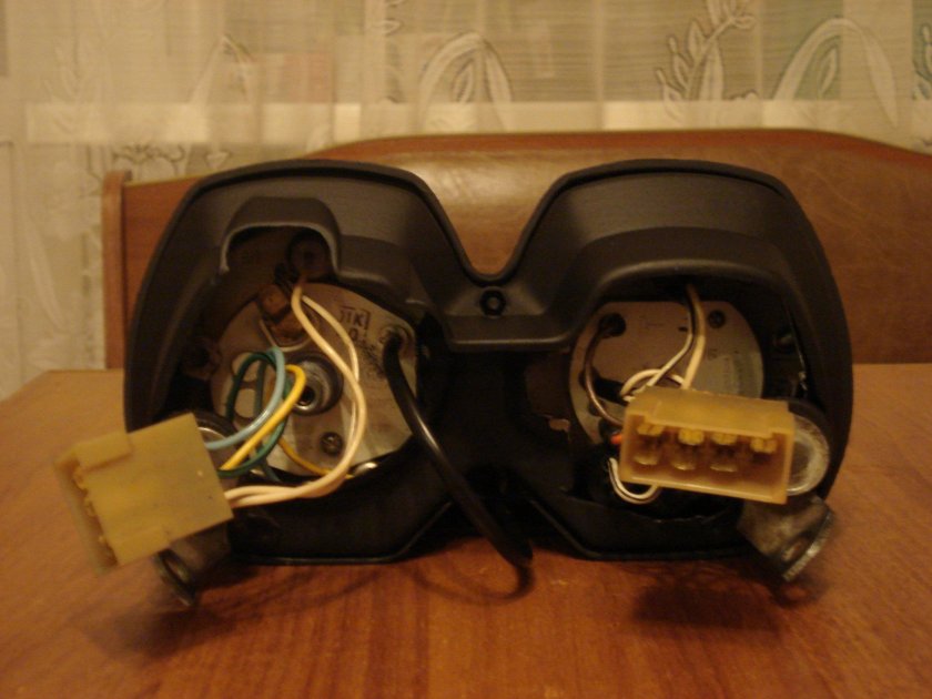 Панель приборов ИЖ Планета 5 разобранная