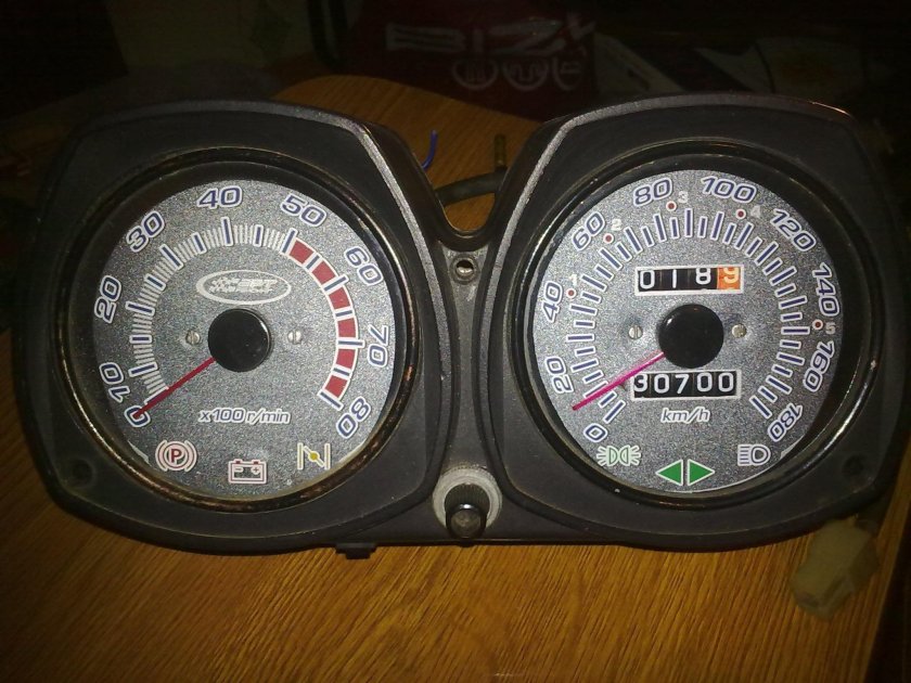 Панель приборов мотоцикла ИЖ Планета 5