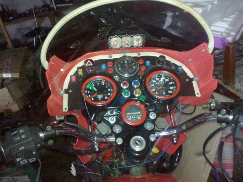 Панель приборов ИЖ Планета 5