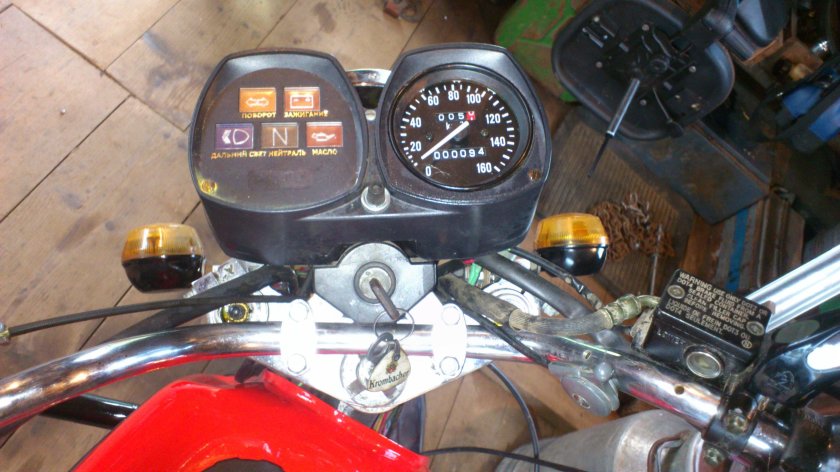 Приборная панель ИЖ Планета 3