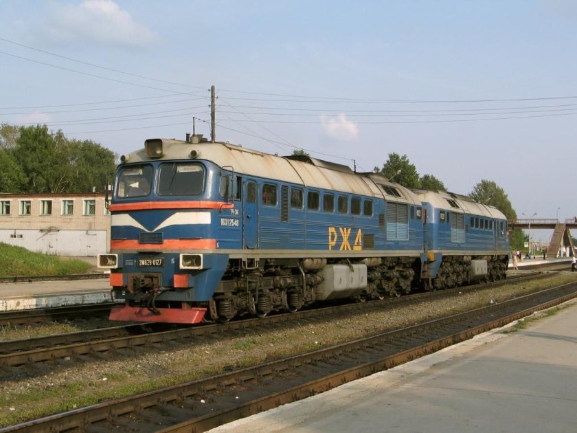 Дизель поезд м62