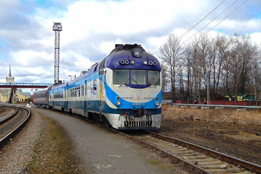 Дизель-поезд д1-587