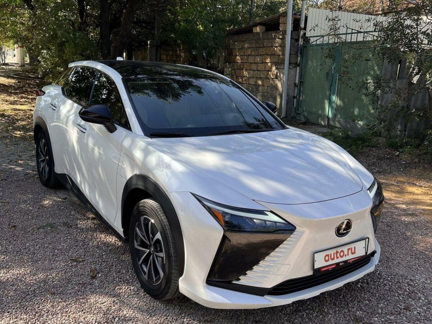 Лексус рз