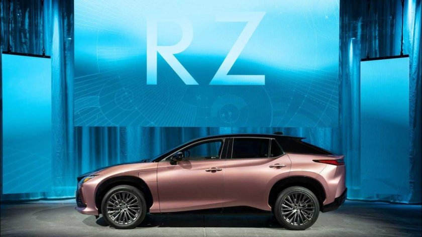 Lexus RZ 450e 2023