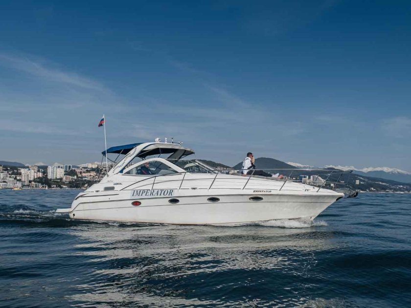 Роскошный катер