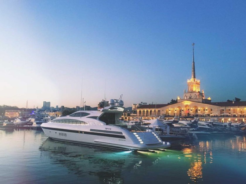 Марина яхты Сочи морпорт