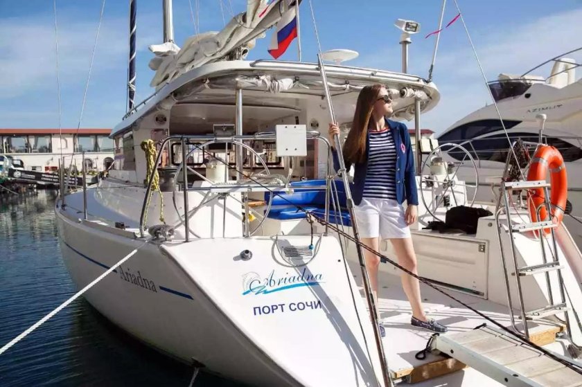 Яхта парусная Ариадна