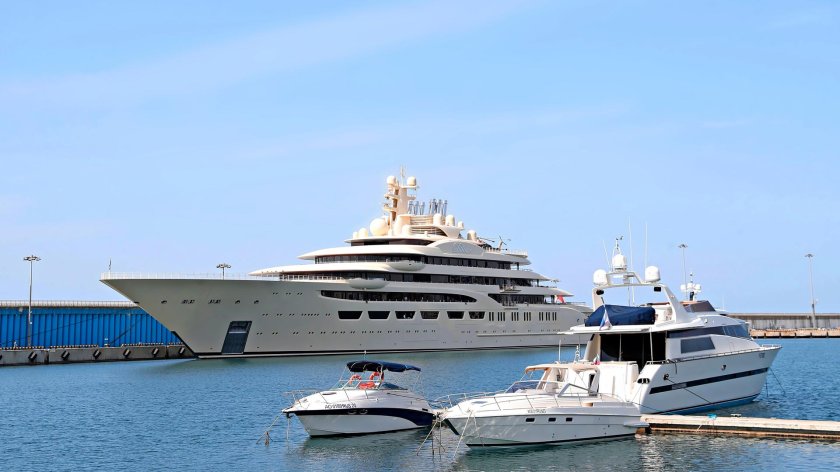 Яхта Алишера Усманова в Сочи