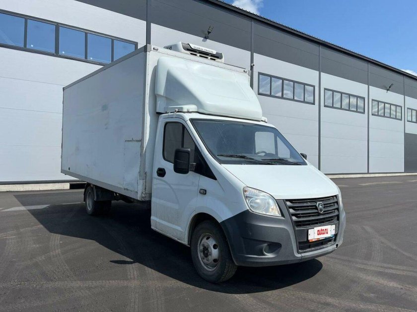 Газель некст белая