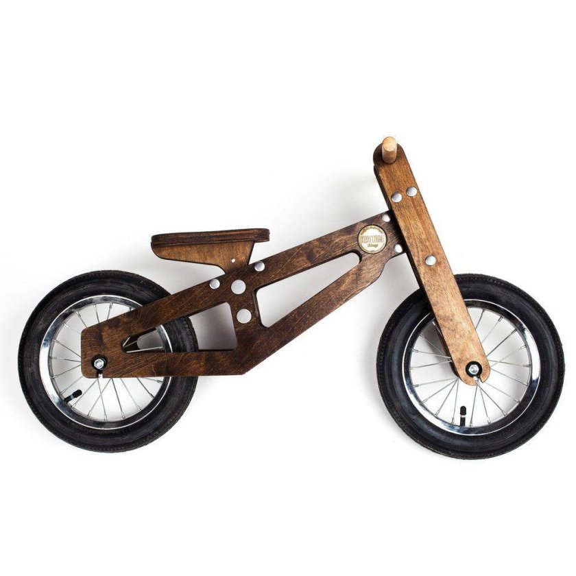 Детский деревянный велосипед
