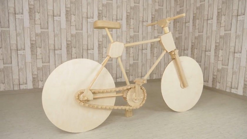 Велосипед из дерева