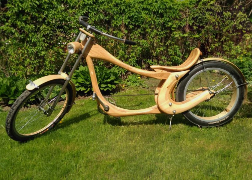Белорусский велосипед из дерева