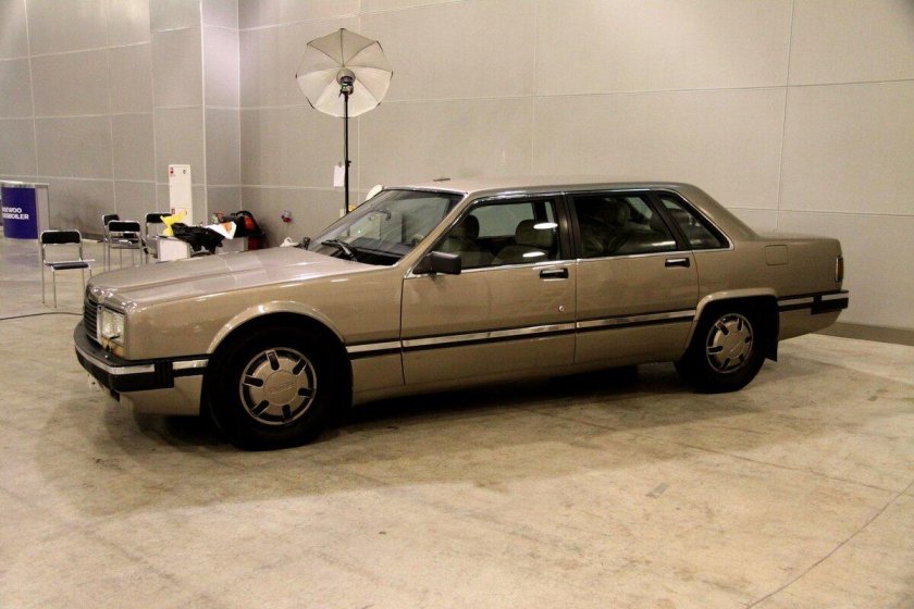 Зил 4102 седан