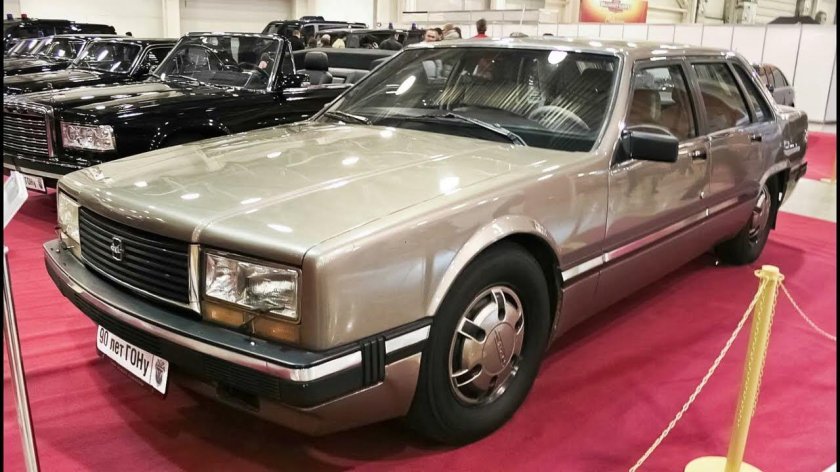 ЗИЛ 4102 салон