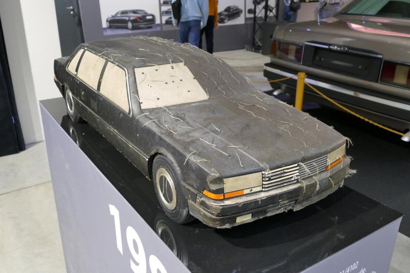 ЗИЛ 4102 багажник