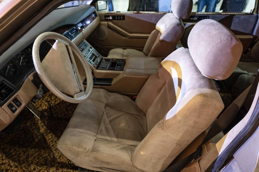 ЗИЛ 4102 фото