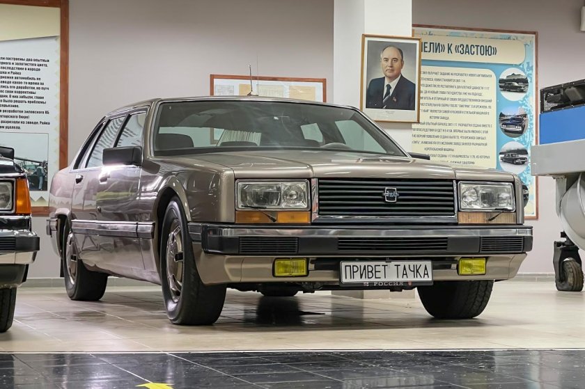 Лимузин ЗИЛ-4102